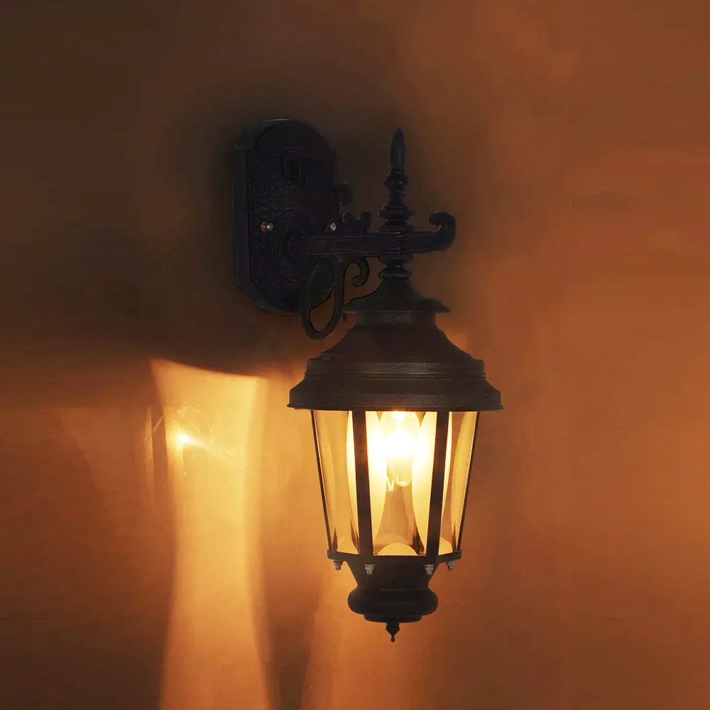 Back To the Victorian Age Outdoor lamp/ Gate light