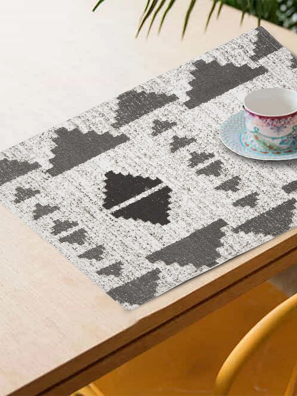 Blanc9 Chic Aztec Pattern Designer Grey Placemat - Set of 8