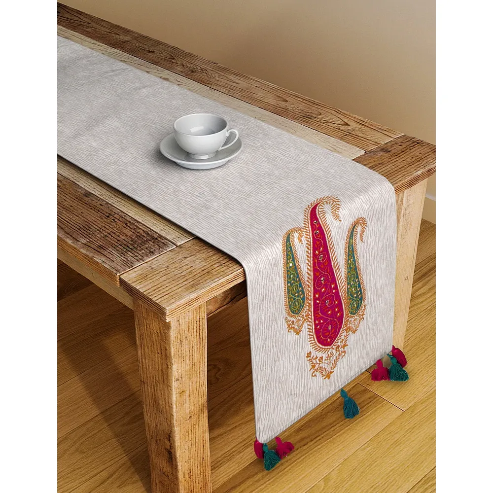 Blanc9 Elegant Designer Paisley Beige & Red Table Runner