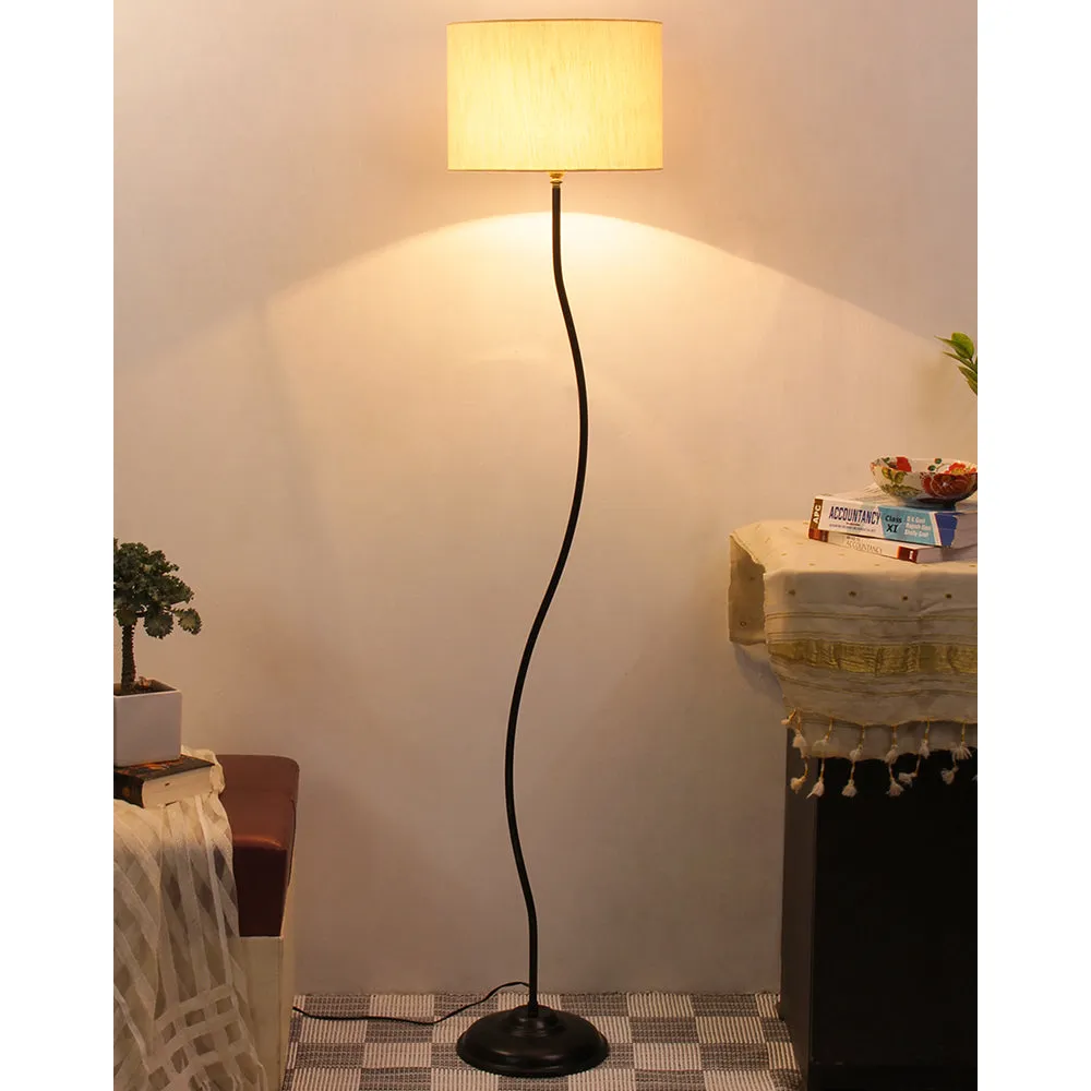 Deigner Wavy Floor Lamp With Drum Shape Cotton Shade