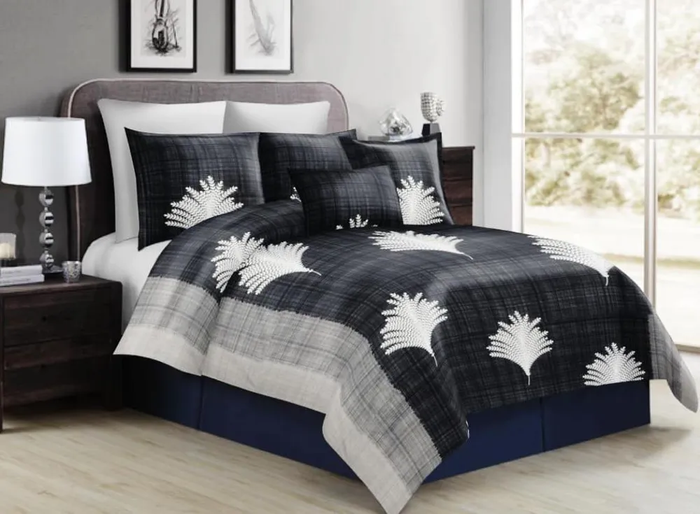 Dreamcatcher Feather Design Printed Modern Double Bed Premium Bedsheet With Pillow Covers