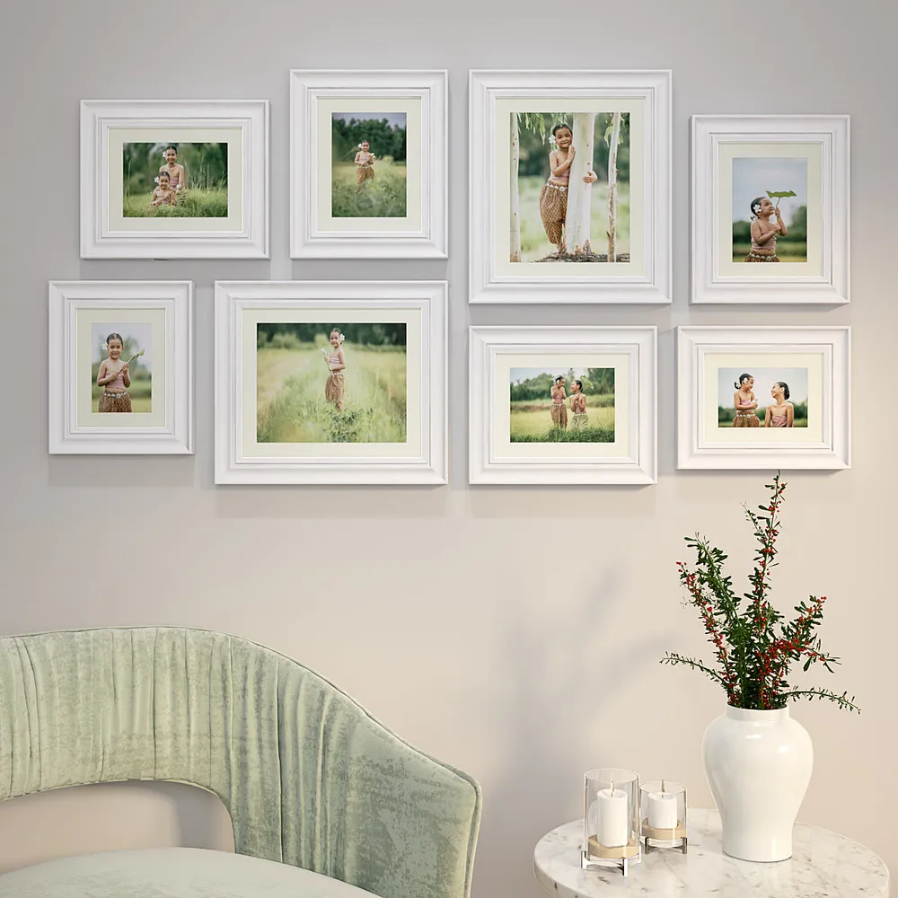 Easy Swappable Photo Frames For Personalized Pictures in White Color - Set of 8