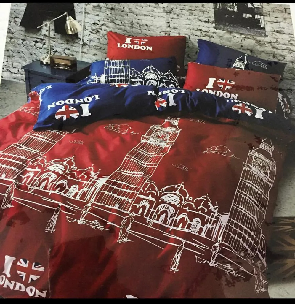 England Vibes Digital Print Double Bedsheet (Maroon)