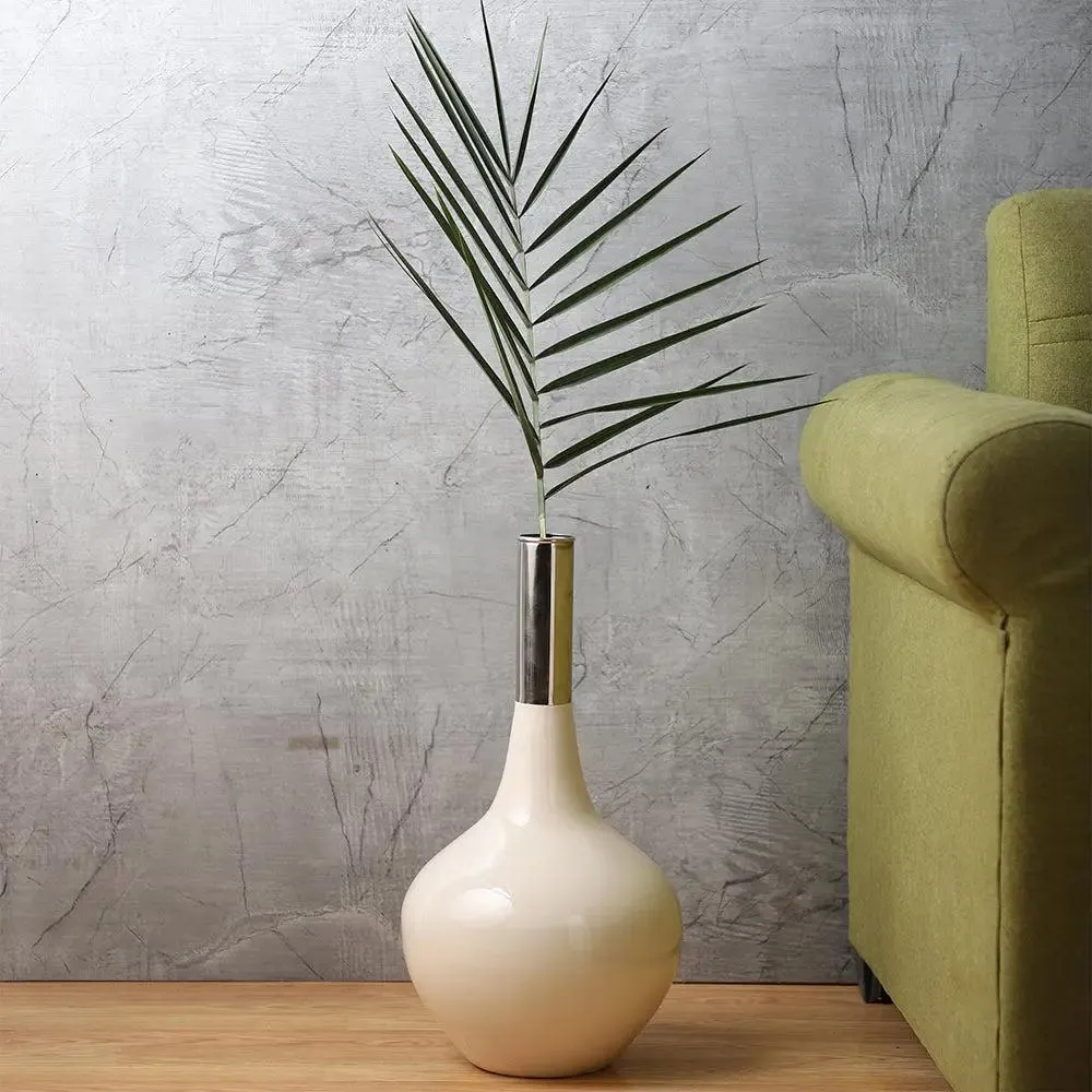 Fawn White Brass Nordic Vase