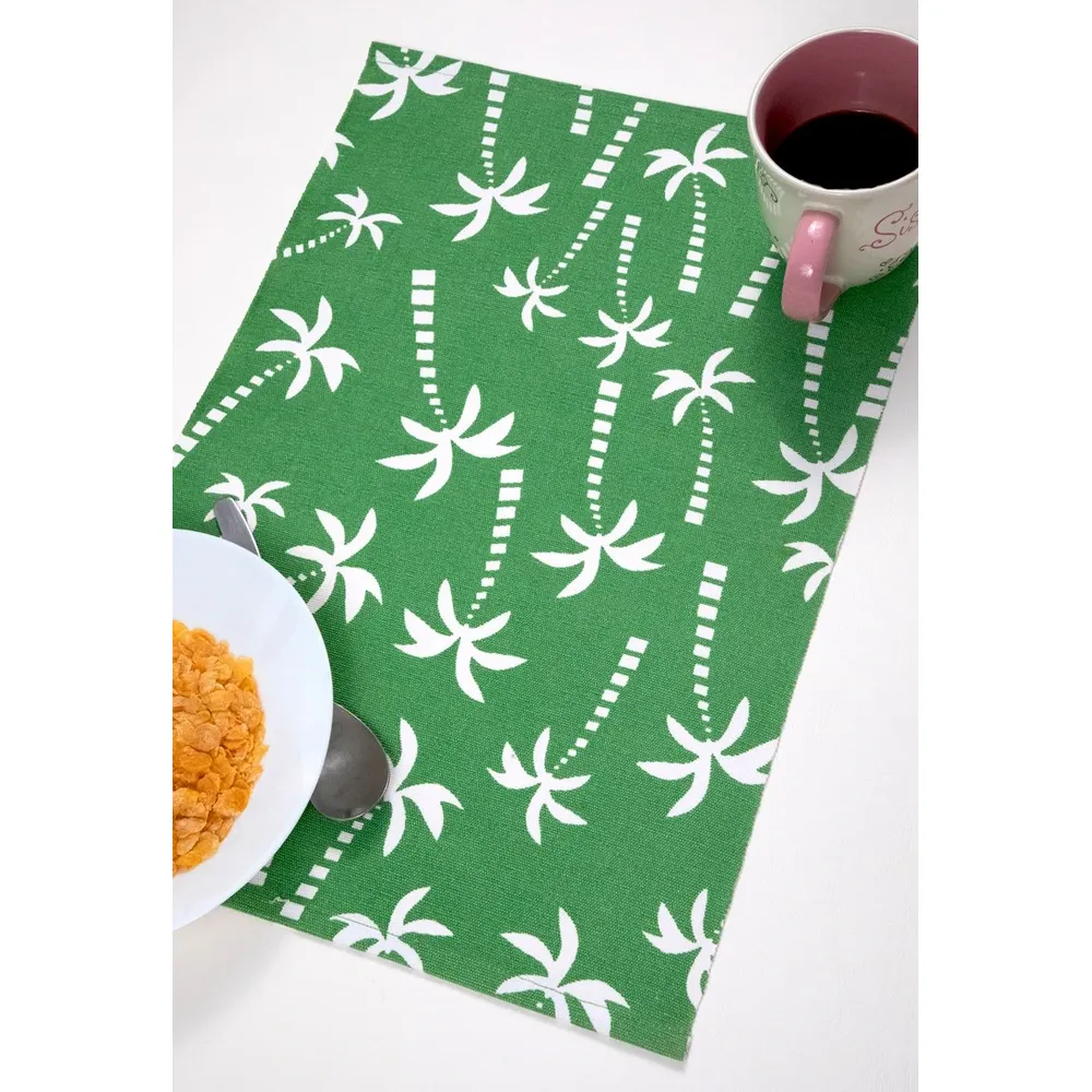 Green Palm Tree Placemat/ Table Mat (Set of 2)