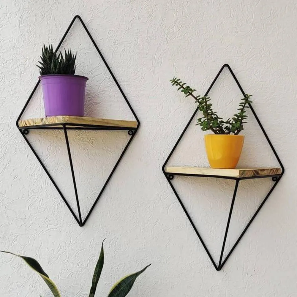 Grista Triangular Decorative Metal Wall Shelf (Set of 2)