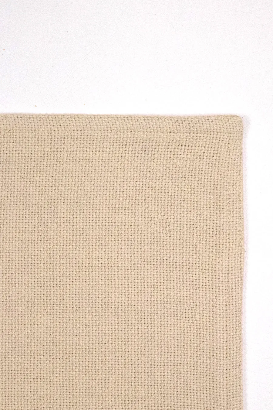 Light Cream Bruka Minimalist Table Mat