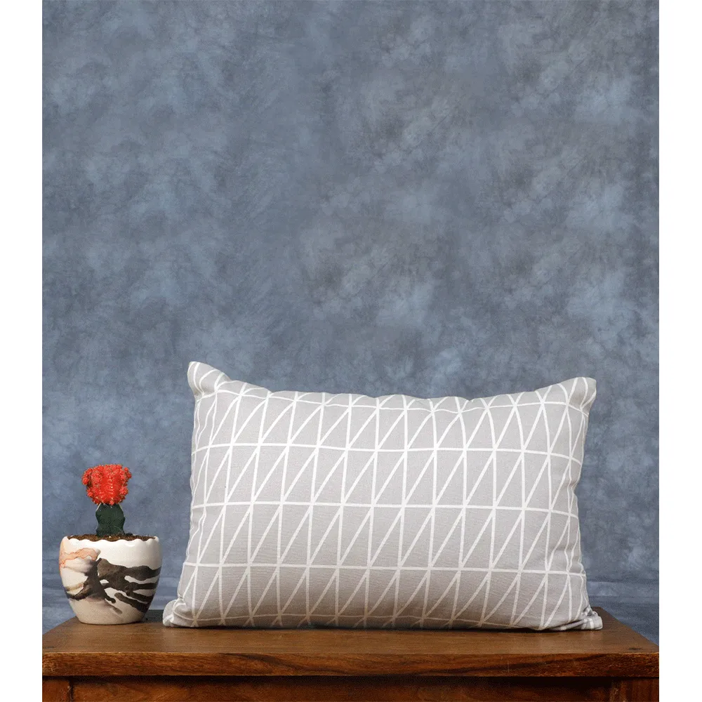 Light Gray Parallel Line Stripe Print Cushion cover