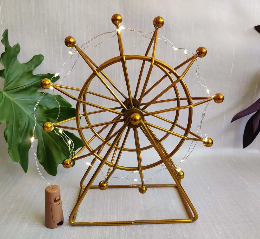 Merry-Go-Round Illuminating Golden Wheel