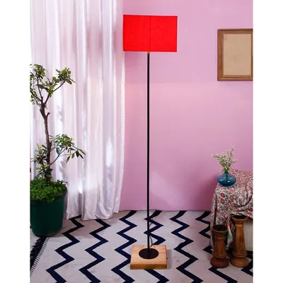 Minimalist Stick Floor Lamp With Wooden Base & Sqaure Shade