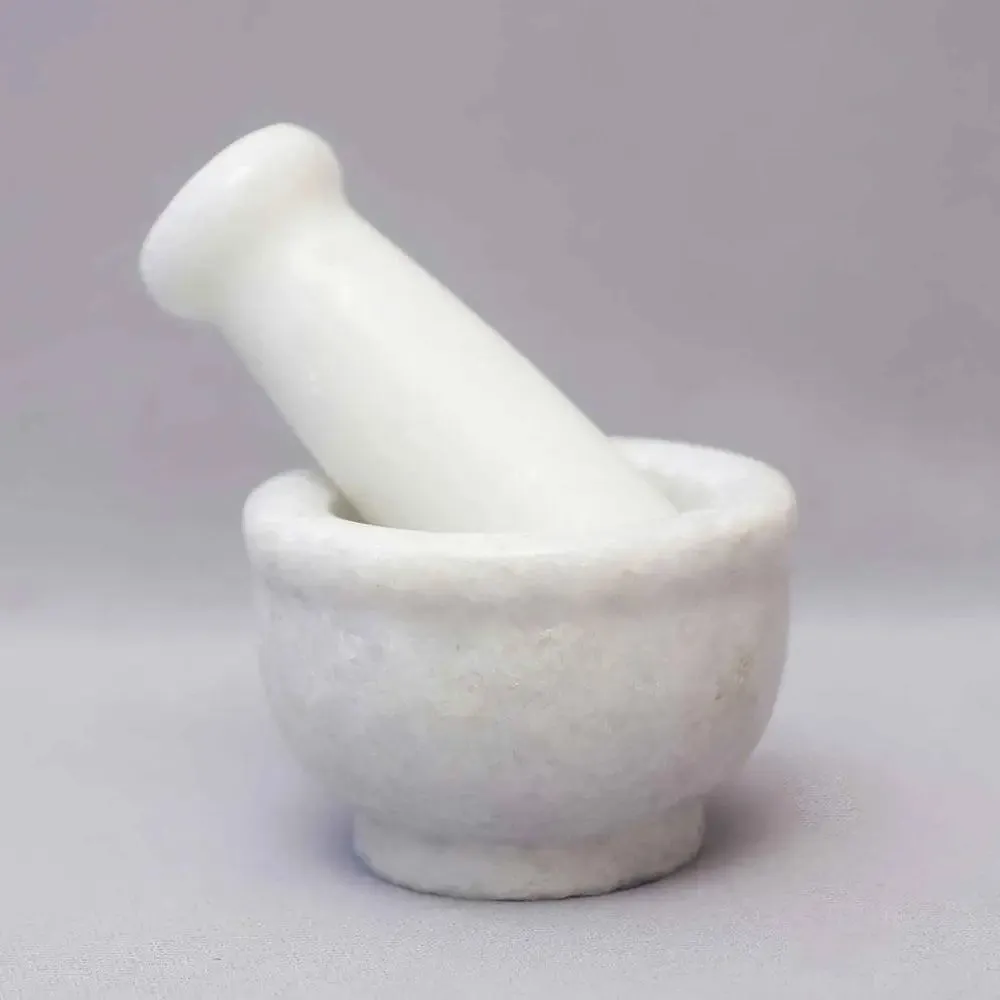 Pretty White Marble Black Mortar and Pestle