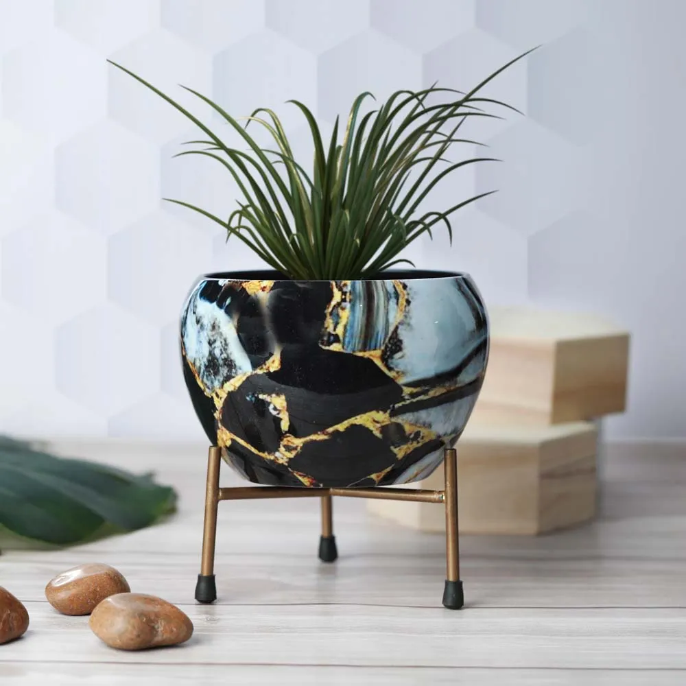 Royal Bright Multi-Hued Resilient Metal Plant Pot With Stand Set Of 1