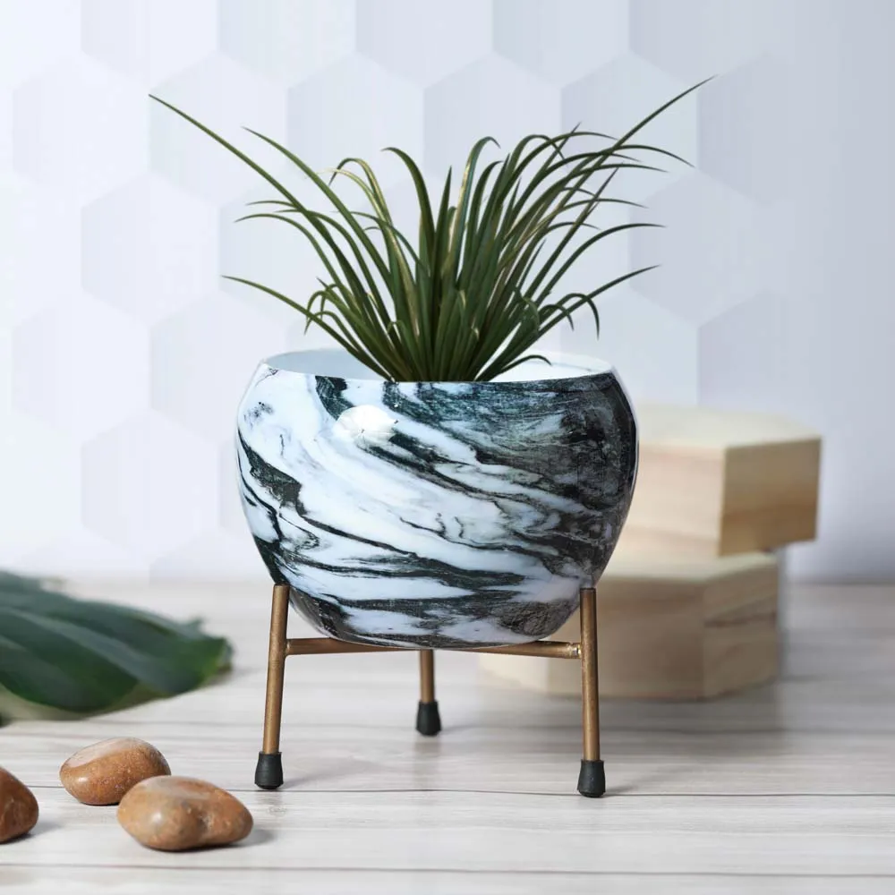 Serene Marble and Gold Toned Resilient Metal Plant Pot Set Of 1