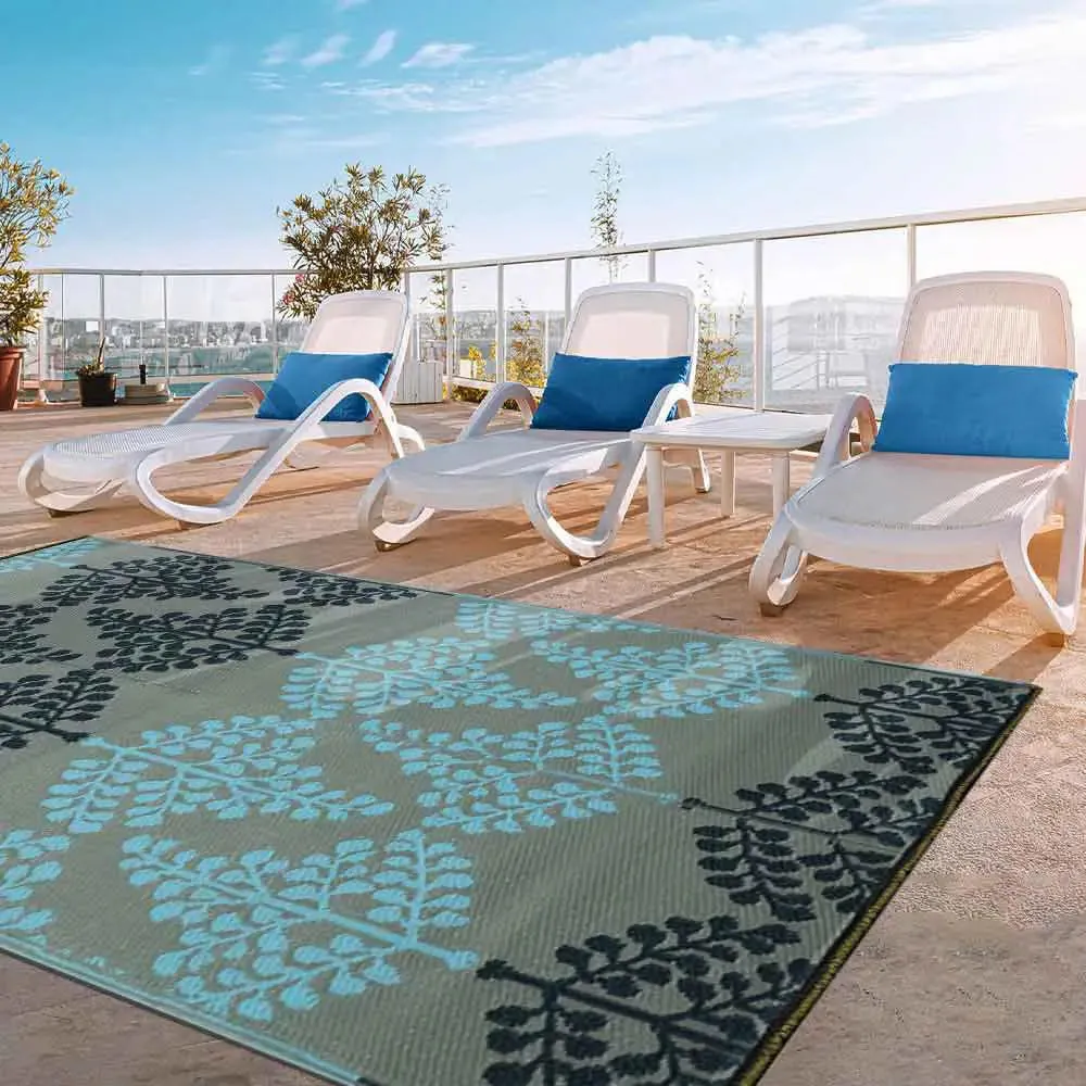 Shades Of Blue Floral Pattern Big Floor Mat