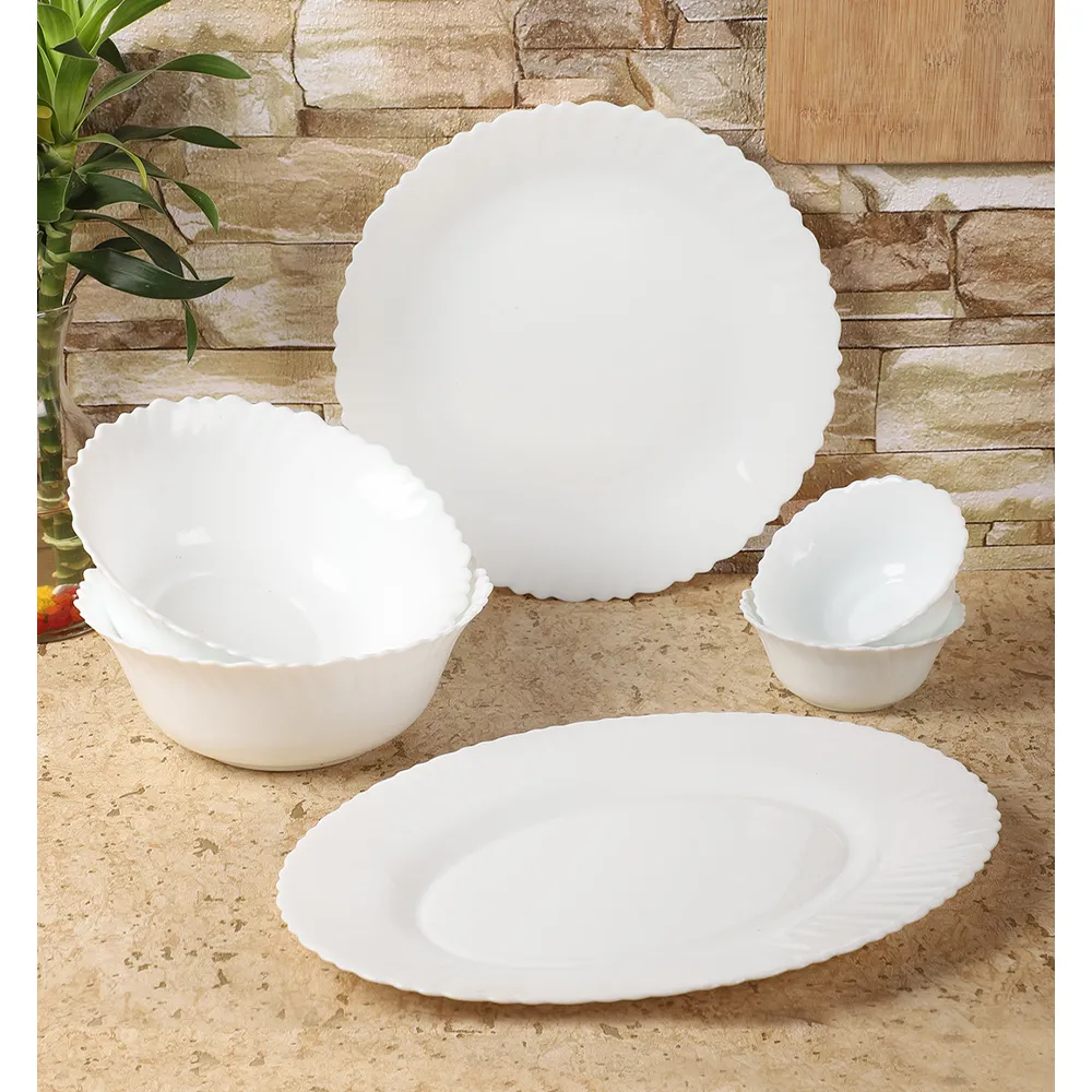Stoic Shiny White Dinnerware Set Of 15