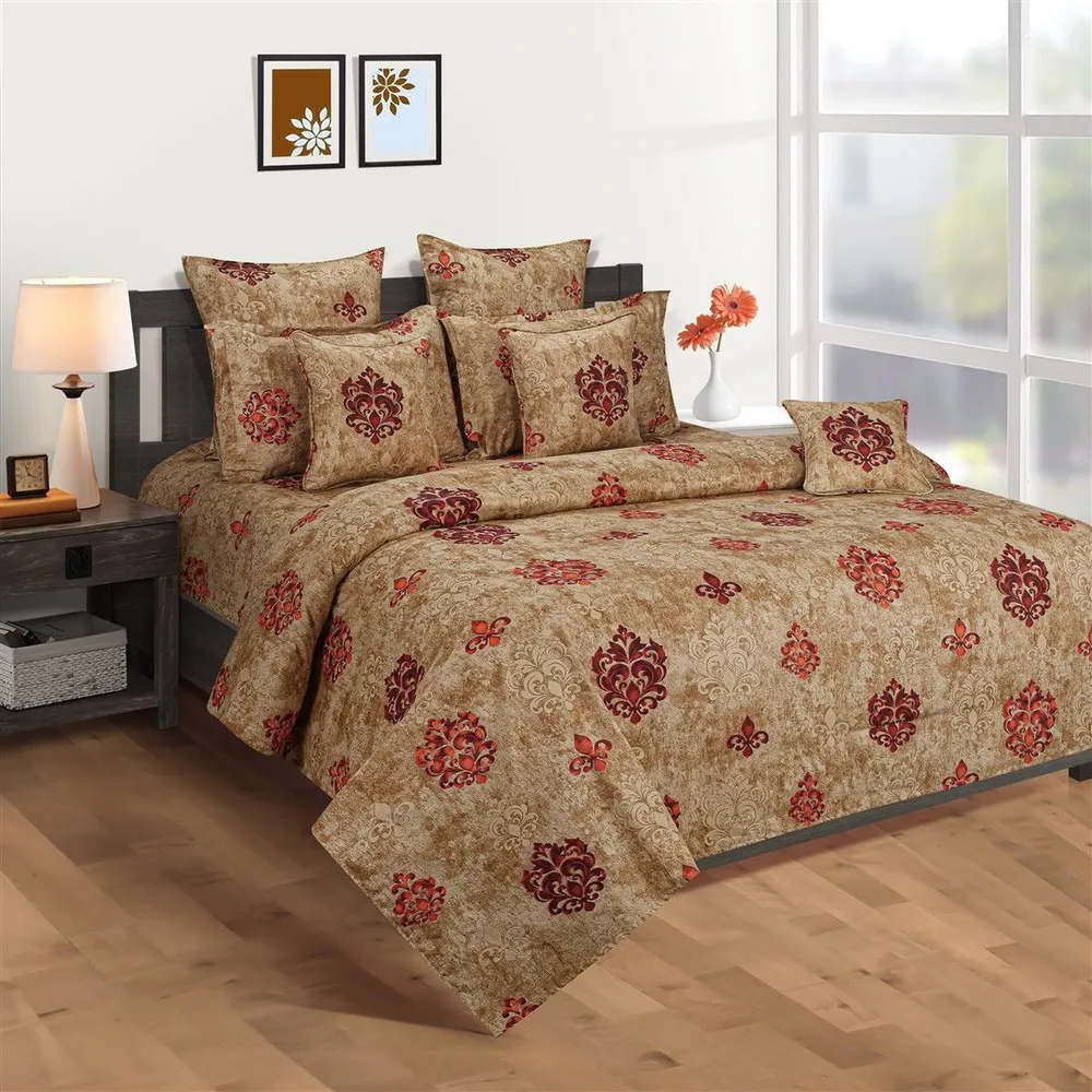 Swayam Merlot Color Print Zinnia Bedding Set