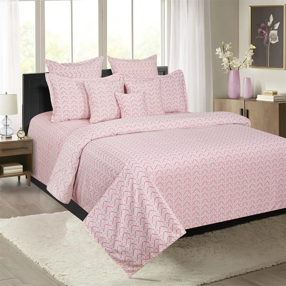 Swayam Pastel Vogue Pink & White Geometric Print Fitted Double Bed Bedsheet