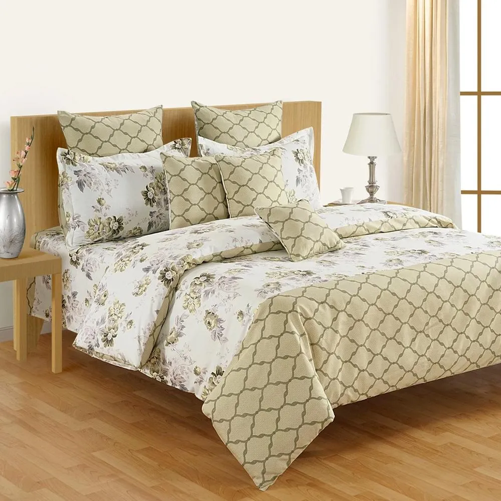 Swayam Zinnia Beige &amp; White Floral Cotton Comforter