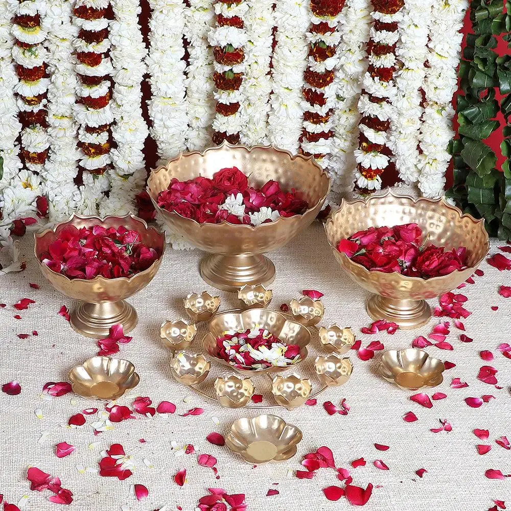 Traditional Metallic Urli with Tealight Holder for Home (Set of 7)