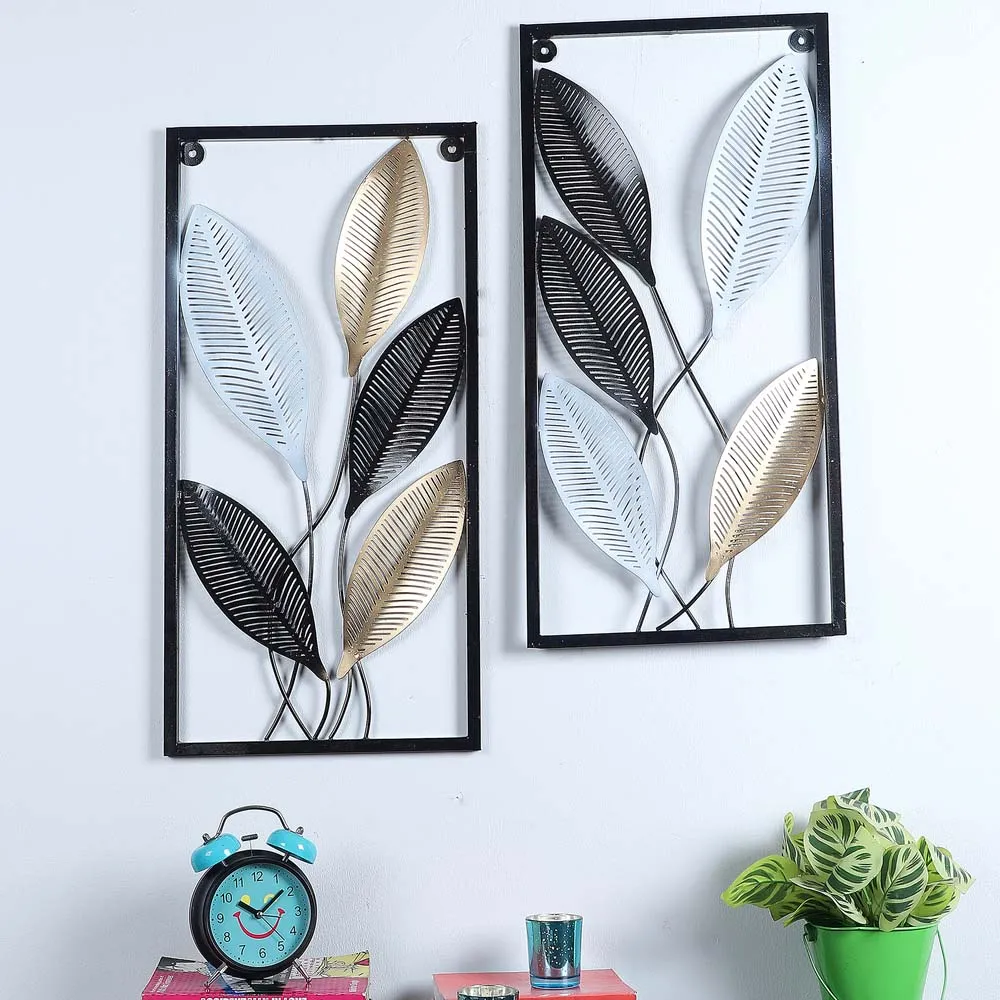 Tri colour Veins Crafted Leaves Decorative Metal Wall Art Set Of 2